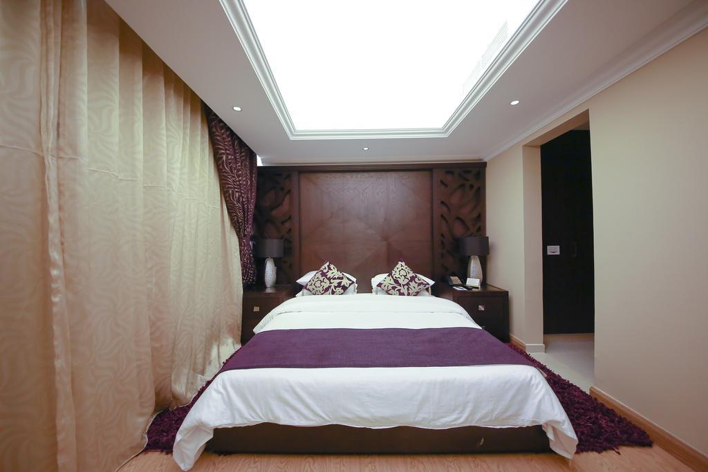 Ivory Grand Hotel Apartments Dubai Bagian luar foto